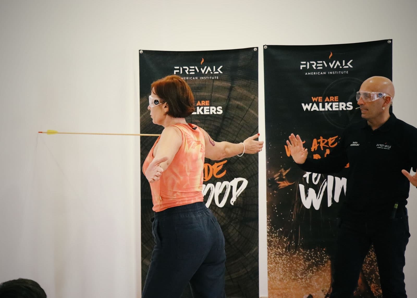 Equipo de Firewalk American Institute